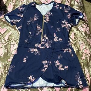 Jaanuu Floral Scrub Top
